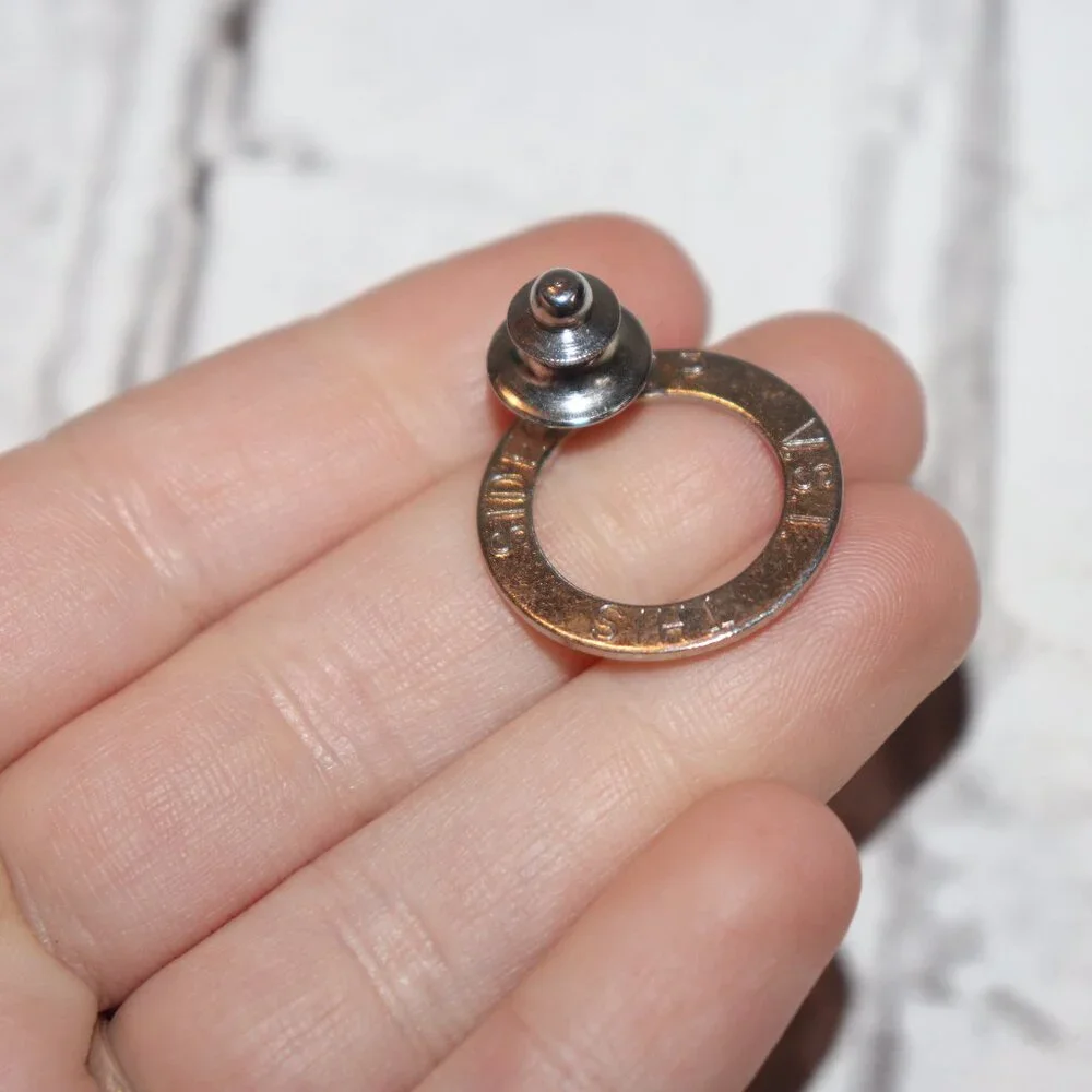 Vintage silver circle brooch lapel pin TSA 7/8
